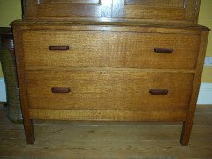 Arthur Simpson. An Arts and Crafts cabinet/linen press - Thumbnail 4