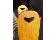 Liberty and Co. A pair of Crafts Glasgow Style oak magazine rack - Thumbnail 3