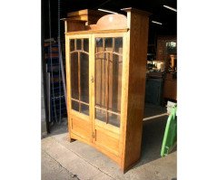 E A Taylor for Wylie and Lochhead. A good Glasgow School oak bookcase - Thumbnail 2