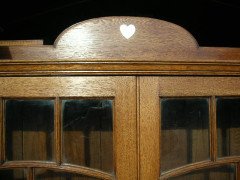 E A Taylor for Wylie and Lochhead. A good Glasgow School oak bookcase - Thumbnail 4