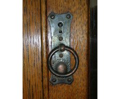 E A Taylor for Wylie and Lochhead. A good Glasgow School oak bookcase - Thumbnail 7