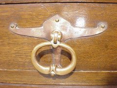 J S Henry. An Arts and Crafts oak dresser - Thumbnail 8