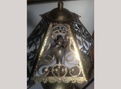 Alfred Bucknell. An exceptional Arts and Crafts hand made brass table lamp with a Heron. - Thumbnail 6