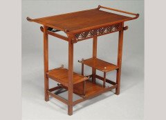 Heals of London. An Anglo-Japanese walnut 'Pagoda' side table - Thumbnail 1