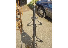 A Glasgow school wrought iron and copper standard lamp - Thumbnail 2