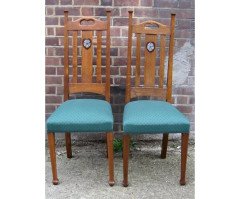 G M Ellwood for J S Henry. A set of six Arts and Crafts oak dining chairs inlaid with pewter and Ebony hearts - Thumbnail 2