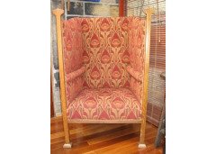 An Arts and Crafts armchair - Thumbnail 1