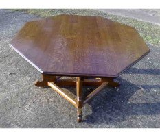 A W N Pugin for J G Crace. An outstanding oak centre table - Thumbnail 3
