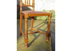 George Walton (style of). A pair of Arts and Crafts oak chairs - Thumbnail 5