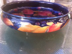 William Moorcroft. A large pomegranate fruit bowl - Thumbnail 10