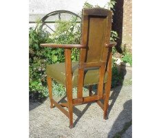 George Walton. A rare Glasgow School oak and leather 'Abingdon' armchair - Thumbnail 3