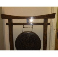E W Godwin for William Watt. An Anglo-Japanese gong - Thumbnail 7