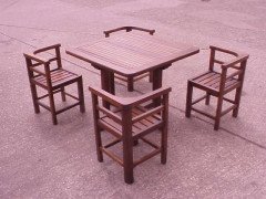 Heals of London. A rare classic teak garden suite of superior design - Thumbnail 1