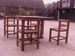 Heals of London. A rare classic teak garden suite of superior design - Thumbnail 3