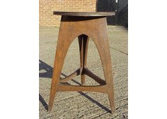 George Walton. A Glasgow School oak sidetable - Thumbnail 1