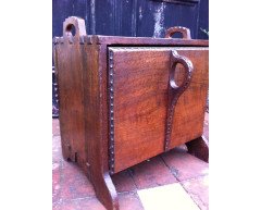 Ernest Gimson. A Cotswold School coalbox  - Thumbnail 4