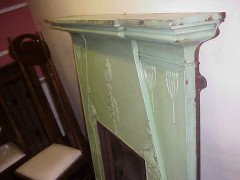 An Arts and Crafts Glasgow Style cast iron fireplace - Thumbnail 3