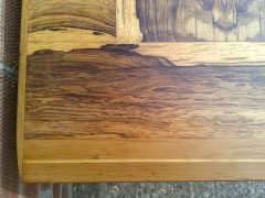 Gordon Russell. A figured yew wood coffee table - Thumbnail 6
