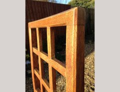 Heals of London. A set of four Arts and Crafts oak lattice back dining chairs - Thumbnail 7