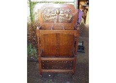 Norman and Stacey. An excellent quality oak Arts and Crafts stick stand - Thumbnail 1