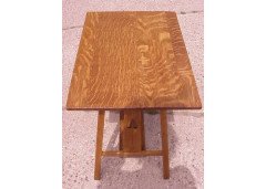 E A Taylor for Wylie and Lochhead. An Arts and Crafts 1/4 sawn oak sidetable - Thumbnail 3