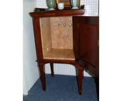 George Jack for Morris and Co. A superb quality mahogany four piece bedroom suite - Thumbnail 8
