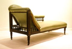 John Moyr Smith (attributed) for Collinson and Lock. A walnut and ebonised chaise longue - Thumbnail 2