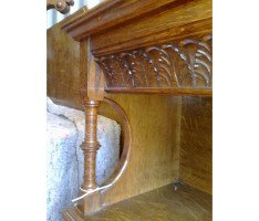 Bruce Talbert for Gillows. A fine Gothic Revival 1/4 sawn oak bookcase - Thumbnail 13