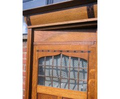 Goodhall, Lambs and Heighway. A Glasgow School Arts and Crafts oak treble wardrobe in the manner of M H Baillie Scott - Thumbnail 3