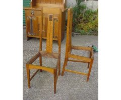 Goodhall, Lambs and Heighway. A Glasgow School Arts and Crafts oak treble wardrobe in the manner of M H Baillie Scott - Thumbnail 15
