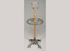 An Arts and Crafts copper and cast iron standard oil lamp - Thumbnail 1