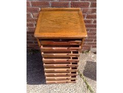A 1930's oak filing cabinet with roll down segmented door - Thumbnail 5
