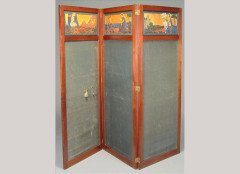 Morris and Co (possibly). An important Arts and Crafts bas-relief carved and polychrome painted walnut three-fold screen - Thumbnail 1