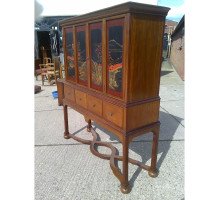 Charles Spooner. A rare and important Anglo-Japanese Exhibition cabinet in the 17th century style - Thumbnail 3