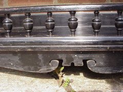 W J Estall (possibly). An ebonised Anglo-Japanese cabinet of supreme quality with Amboyna serving area - Thumbnail 18