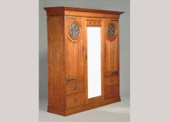 Shapland and Petter. An oak wardrobe and dressing table - Thumbnail 2
