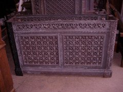 The Liverpool and Macclesfield Cast Iron Co. A set of five fantastic cast iron radiator covers - Thumbnail 6
