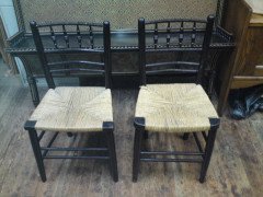 Morris and Co. A pair of Sussex side chairs - Thumbnail 2