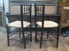 Morris and Co. A pair of Sussex side chairs - Thumbnail 3