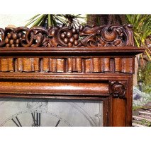 An important Gothic Revival oak bracket clock from Middlesex Guildhall - Thumbnail 8