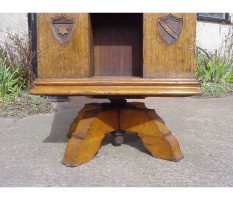 Richard Norman Shaw for W J Mackay Co. A rare Gothic Revival revolving bookcase designed for The Tabard Inn - Thumbnail 11