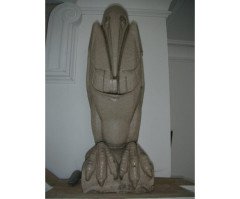 Leftco-Leeds Fire Clay Co. A pair of garden ornaments depicting stylised Pelicans. - Thumbnail 1