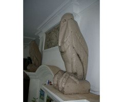 Leftco-Leeds Fire Clay Co. A pair of garden ornaments depicting stylised Pelicans. - Thumbnail 2