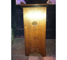 Lambs of Manchester. A near pair of superior quality Aesthetic Movement bedside cabinets. - Thumbnail 25