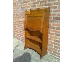 A Good Quality Arts and Crafts Oak Bureau Bookcase - Thumbnail 2