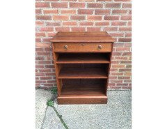 Liberty and Co. An Arts and Crafts oak adjustable bookcase - Thumbnail 2