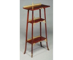 A Continental Art Nouveau mahogany and gilt metal etagere - Thumbnail 1