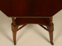 A walnut centre table circa 1880 - Thumbnail 4