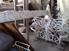 Coalbrookdale. A rare cast iron double back to back garden seat - Thumbnail 10
