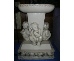 Leftco. A humorous planter with four little Elves - Thumbnail 2